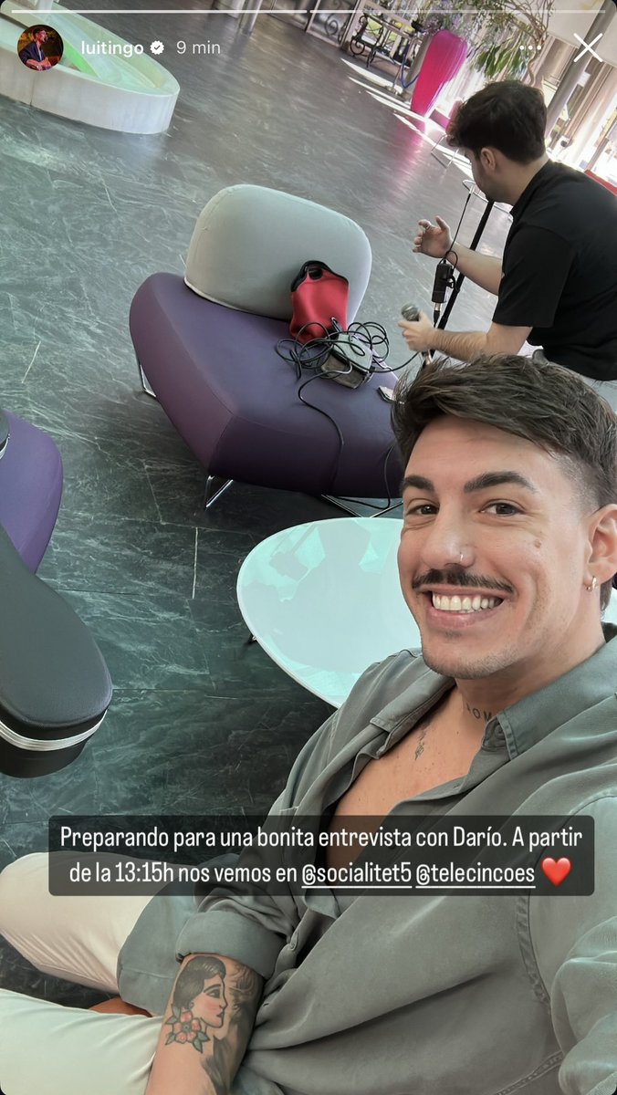 comentdetodo's tweet photo. En un rato Luis en directo en Socialité ✨ #Jessingo7Di https://t.co/Ru6iuhv8wY