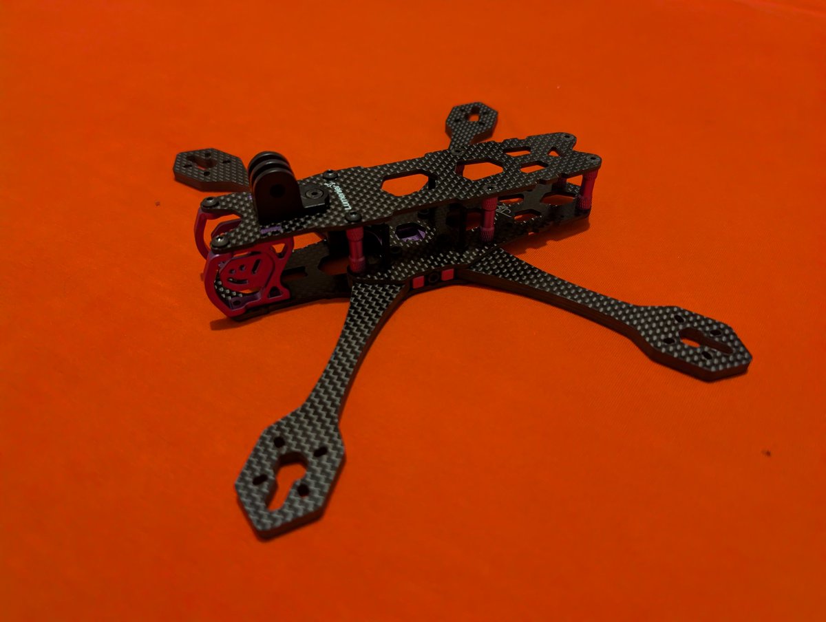 Holiday project: Build a new FPV Quad.
Frame: QAV-S 2
Motors: Xing2
FC: iflight F7 stack that I had laying around
Video Tx: Walksnail
Rx: TBS Crossfire