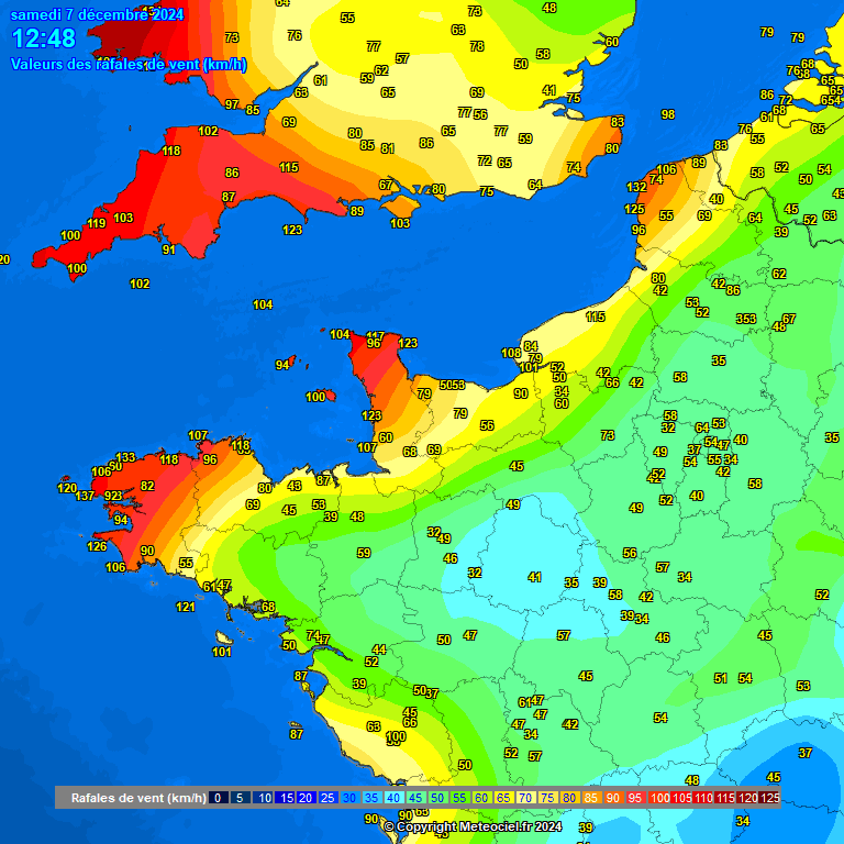 Meteovilles's tweet image. #TempeteDarragh Les rafales dépassent localement les 130km/h dans le Nord-Ouest du pays avec :

Pointe Saint-Mathieu (29) 137km/h
Pointe du #Raz (29)  135 km/h
Cap Gris-Nez (62)  132 km/h
Pointe de #Penmarch (29)  131 km/h

D'autres rafales importantes touchent des villes comme