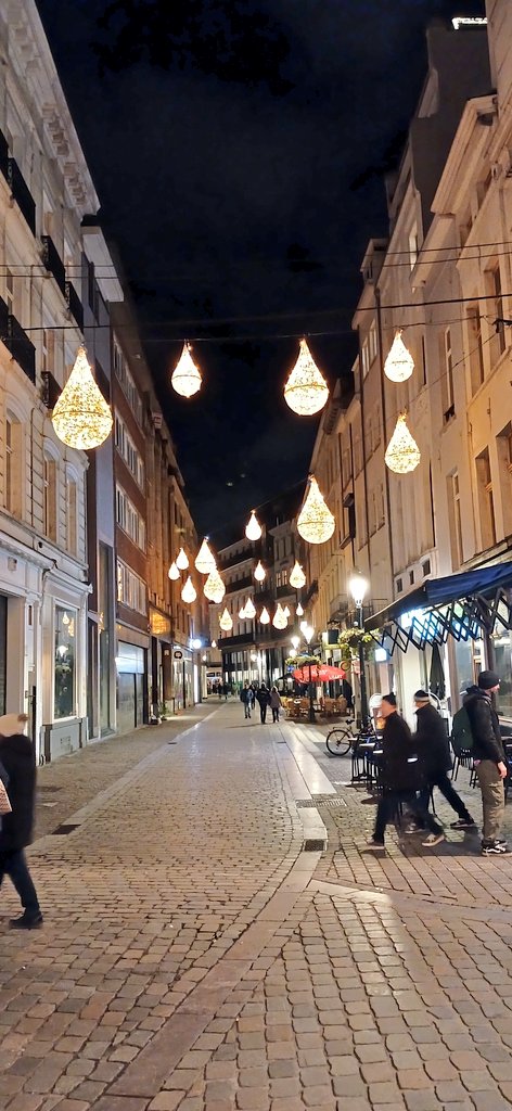 Sibille de Cartier tweet media