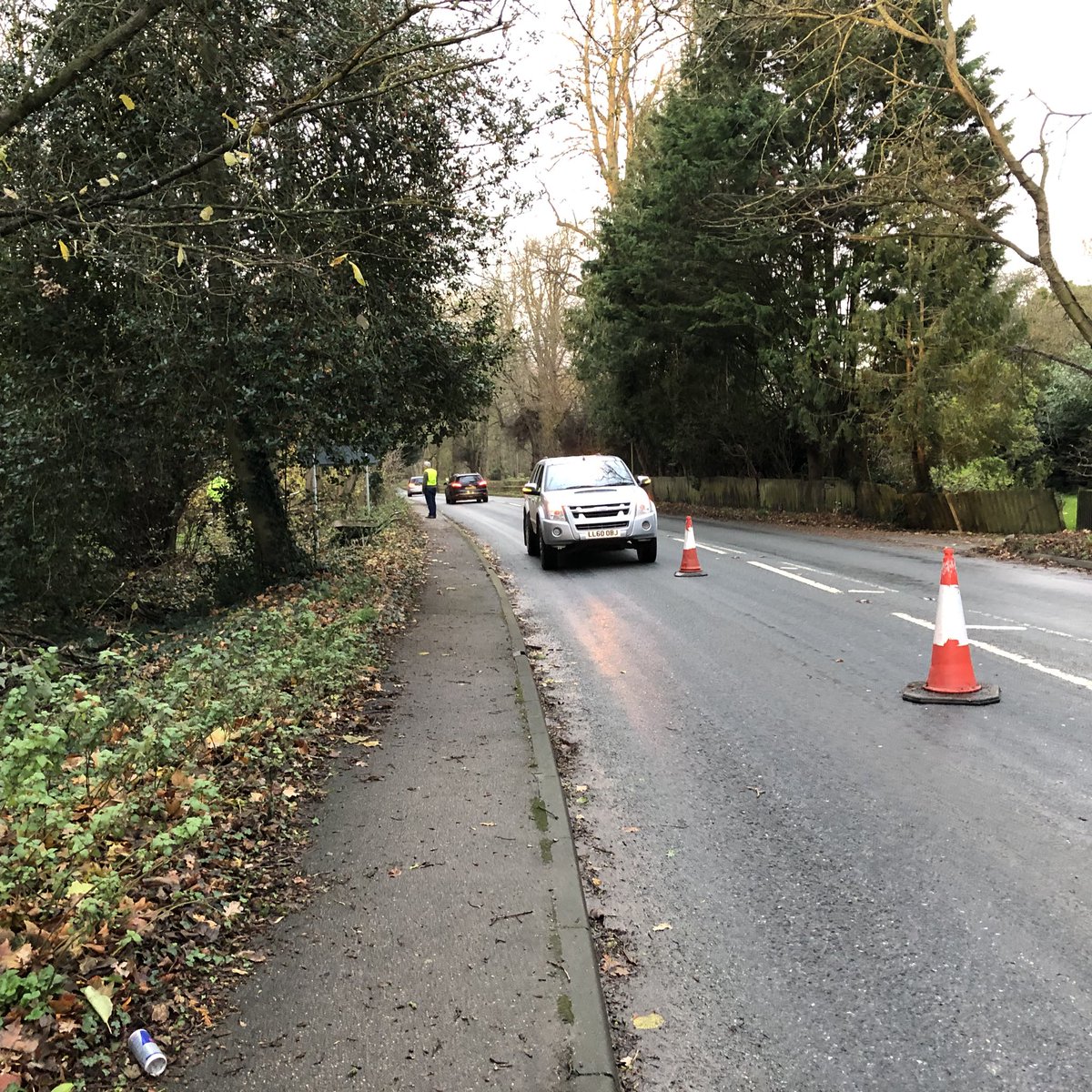 JohnWhymanUK's tweet photo. @LibDems @SuffolkLibDems Out early this morning doing a bit of ‘preventative disruption’ on Hintlesham stretch of A1071 - HCCC woodland volunteers doing an amazing job for community #StormDarragh #babergh https://t.co/tHLN2Ha8Dj