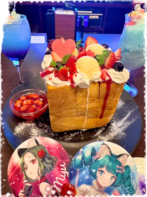 VALISパセラコラボに行かせて頂きました!こんな可愛いコラボに携わる事ができて嬉しいですコラボメニュー美味しかった〜ぜひ皆さん行ってみてくださいね!#VALISパセラコラボ 