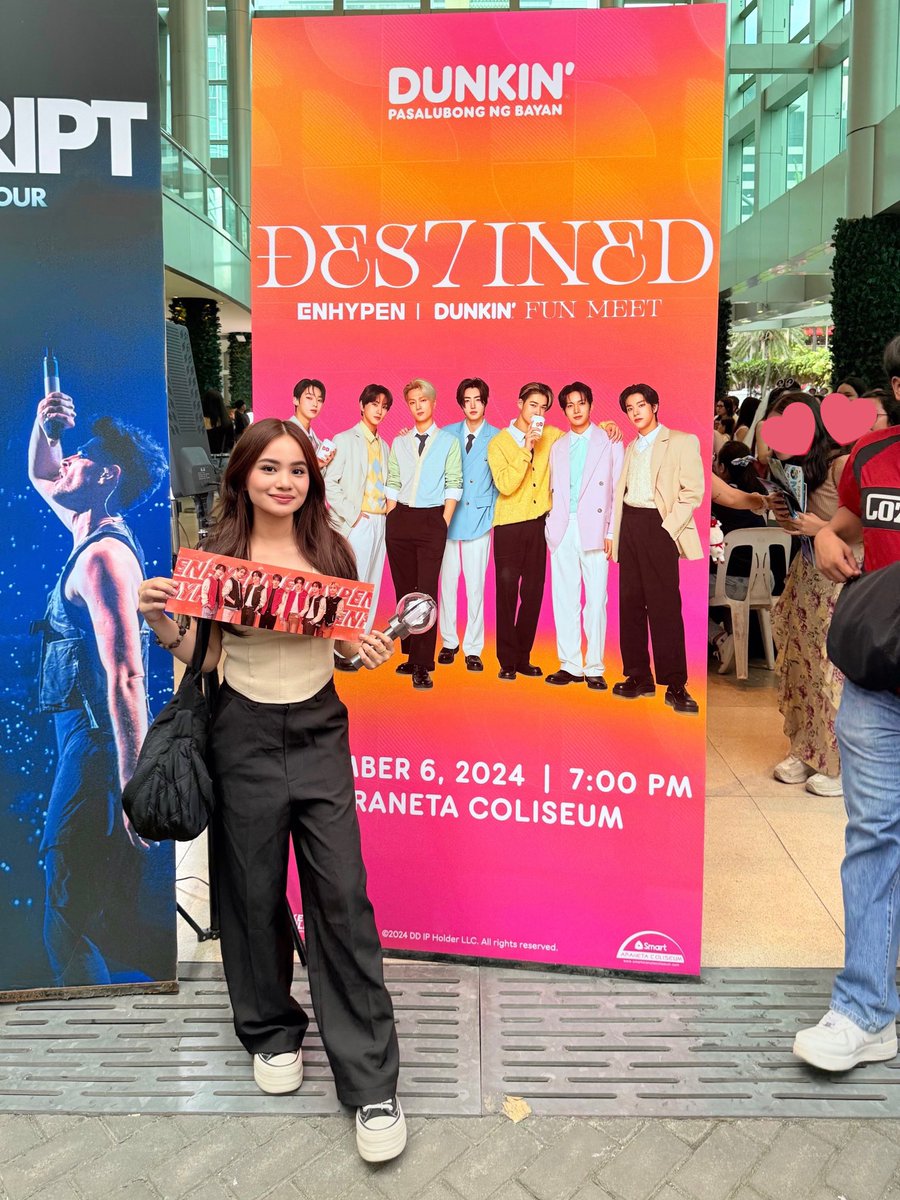 prkjsxo's tweet photo. yesterday was so fun!! wasn't supposed to go, but so glad i did!! miss you guys already @ENHYPEN_members 🥹🩷 thank you so much @dunkinph for giving us such an amazing funmeet! all of us had fun 🫶🏻

#ENHYPEN 
#DES7INED_ENHYPEN_with_DUNKINPH https://t.co/cuTaiSoqwS