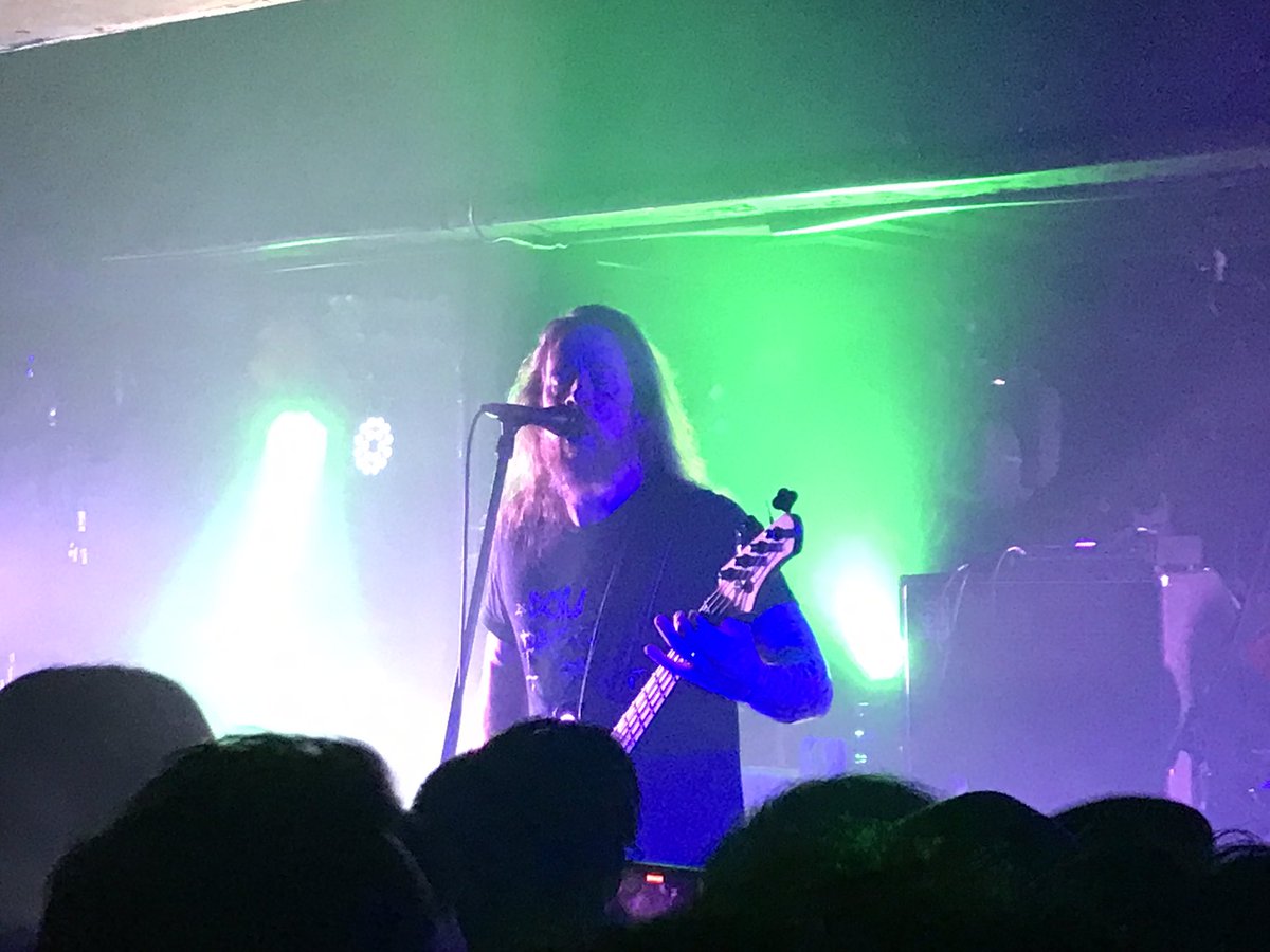 19doutoku's tweet photo. 遂に見れたぜMalevolent Creation🤘

まさかのスリーピースで大丈夫?って一瞬でも思ってごめんよ、Phil。

滅茶苦茶キレキレで最高。

名盤1st-3rd以外にEternal からの選曲多くて意外だったが格好いい。

ただ、もう数曲くらいあっても良かったよー食い足りねぇ。

来年もまた来てくれよな。 https://t.co/d9YLijzkDK