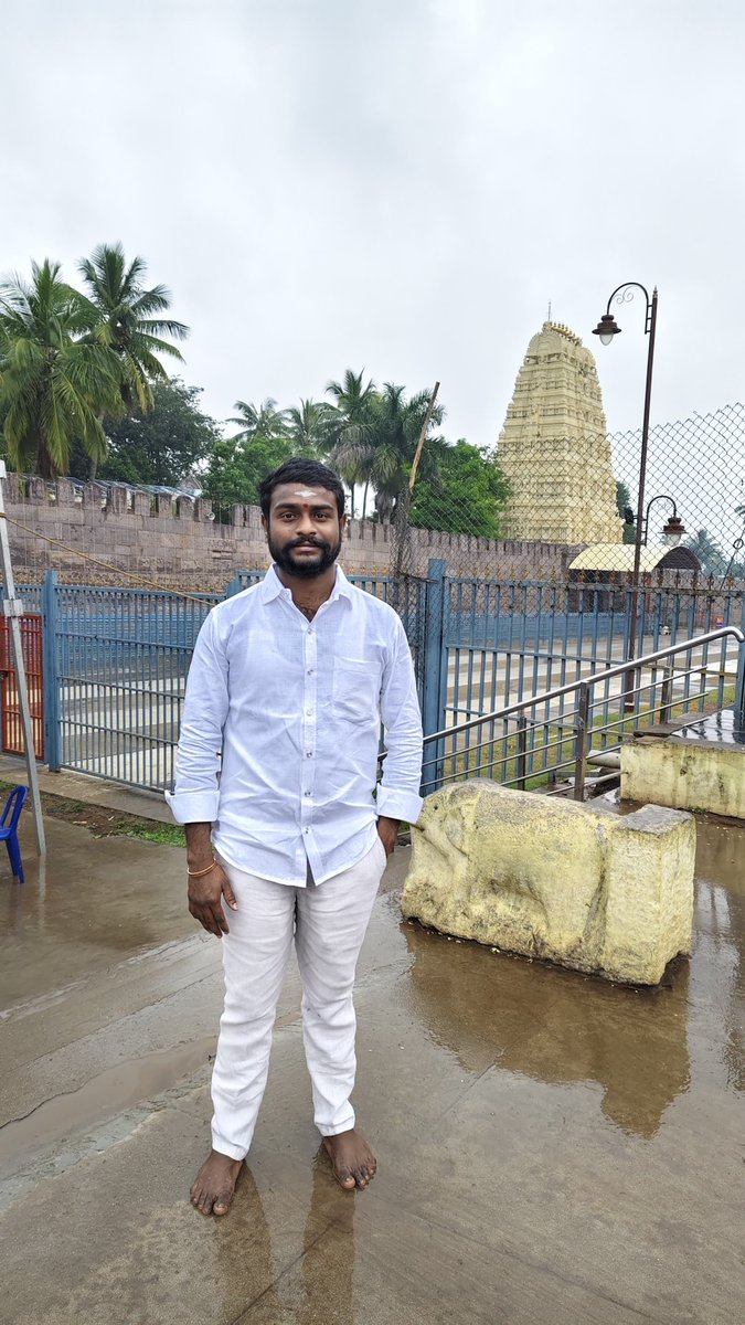 BangariSai's tweet image. Had a wonderful Darshanam at Srisailam Sri Mallikarjuna Swamy Temple Jyotirlinga 

#Srisailam #jyotirling #harharmahadevॐ卐mahadev #shiva #devotional #mallikarjunaswamy #aghoribaba #srisailammallikarjunaswamytemple #lordshiva #srisailamdam
@BangariSai
