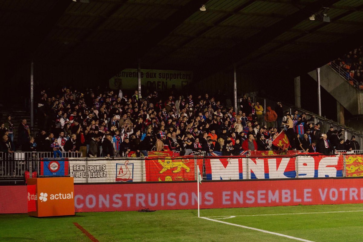UltrasMadeinFR's tweet photo. ⚽️ Laval - Caen
📢 Ceannais On Tour !
📆 Vendredi 6 Décembre 2024
📸 @SMCaen
#LAVALSMC https://t.co/sY3L6UIgDO
