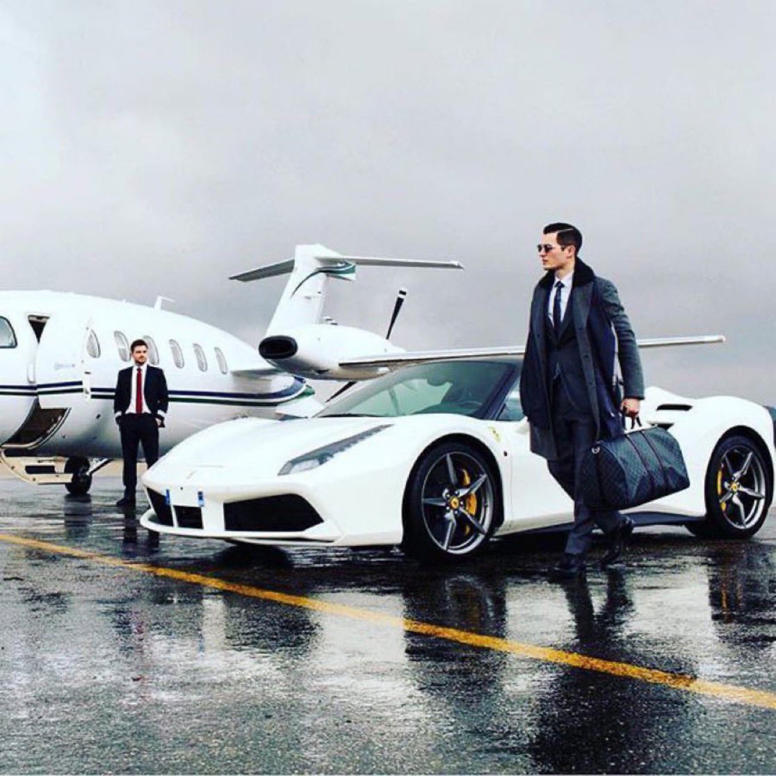 How to make people respect you if you’re quiet   

10 habits to command respect instantly   

1. Always have slow relaxed movements.