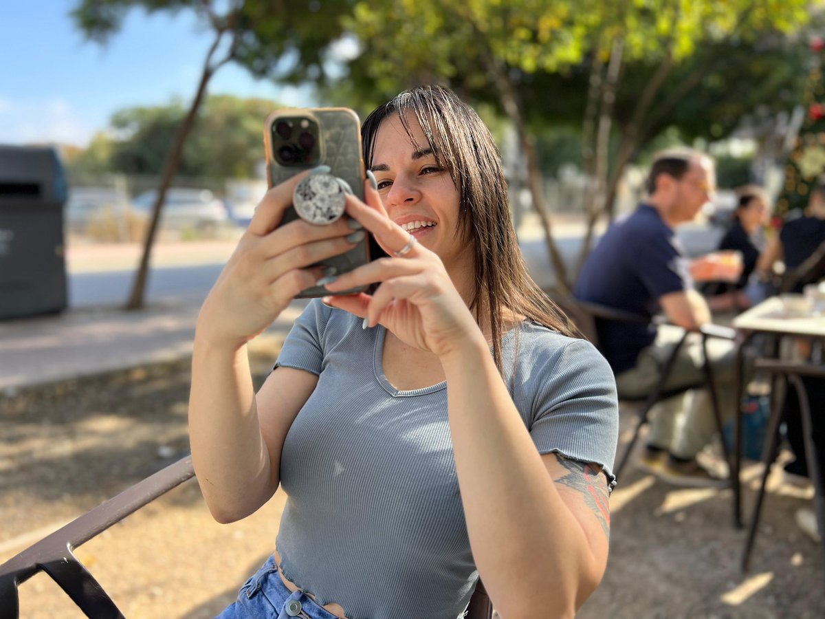 Hello mes coquins 
Je cherche un homme pour passer de bon moment et si feeling du régulier 
Avec plaisir 
Dm