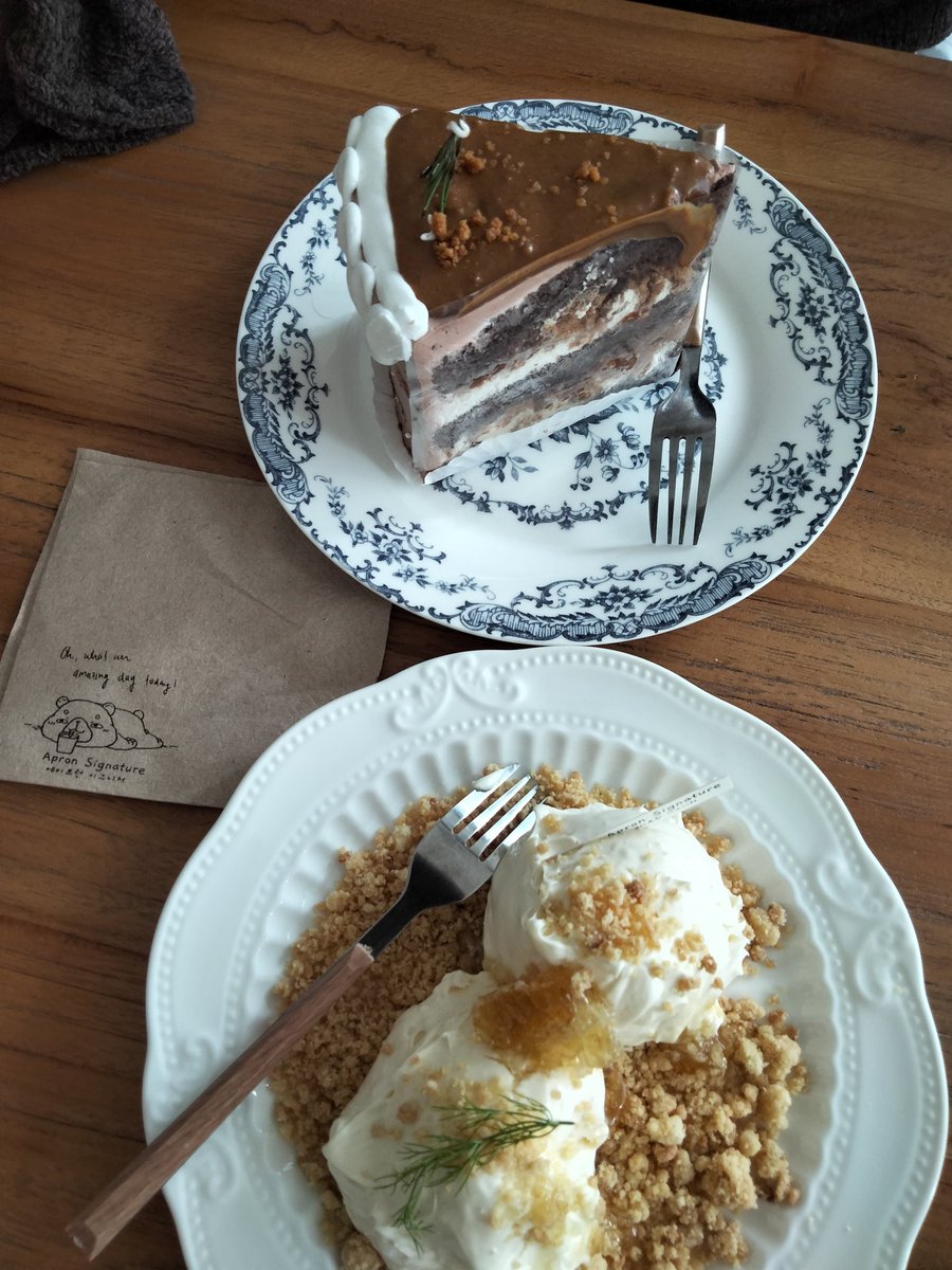 aintiptoe's tweet image. saturday-night! 🌟