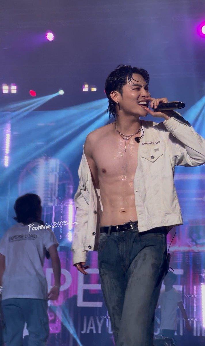 poonniez's tweet photo. เอาอะไรมาอากาศหนาว แจบอมฮอตจนเกาหลีร้อนแล้วค่ะ 🔥🔥🔥🫠🫠

#JAYB #제이비 #GOT7 #갓세븐
#TAPERELOADINSEOUL 
#JAYB_TapeReload
@jaybnow_hr https://t.co/X94r1REVMi
