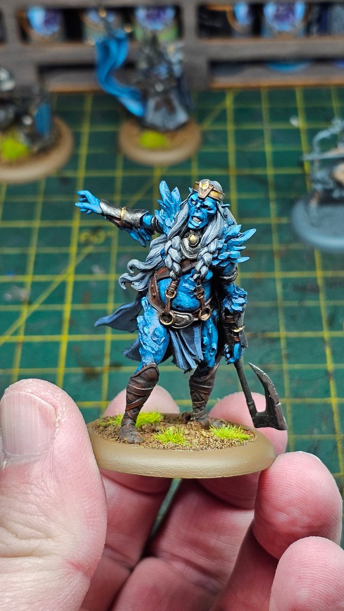 Sprues & Brews tweet media