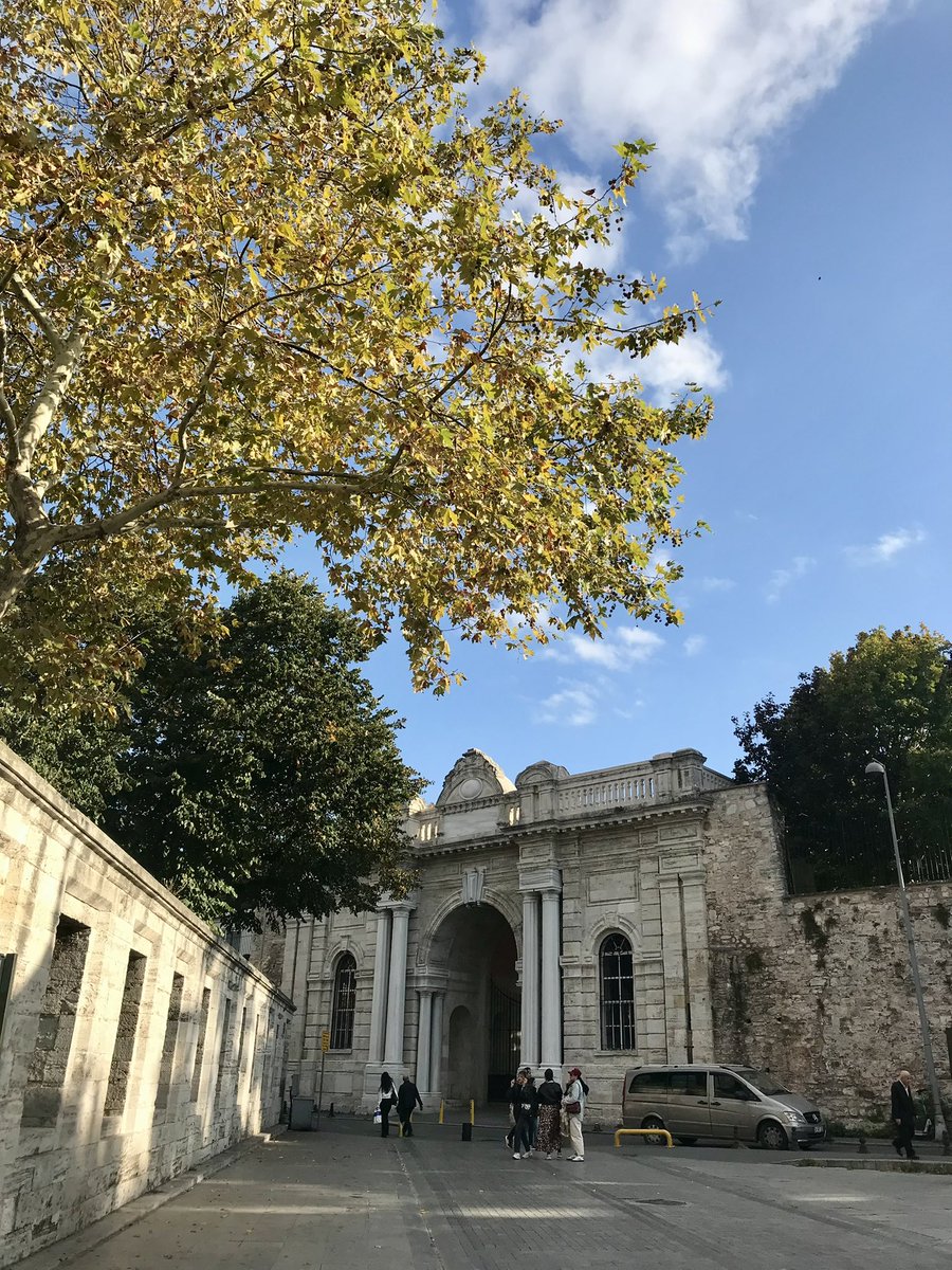FeyzaABDAL's tweet photo. Süleymaniye’de sonbahar 🍂 https://t.co/HbrjjXuyU0