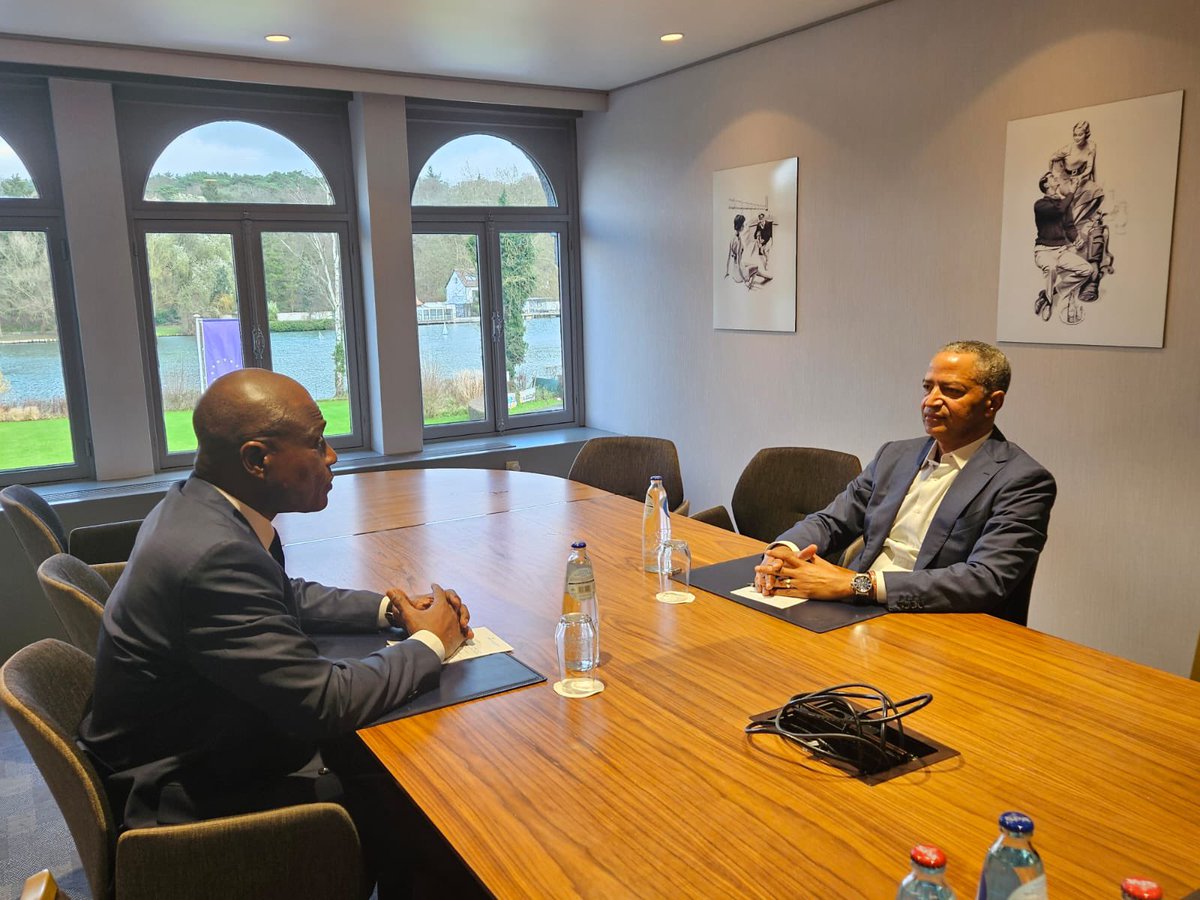 ShakoLotanga's tweet photo. On attend de vous des actions concrètes sur terrain, l'unité et l'humilité...
La population congolaise est dans un désespoir sans précédent donc bosolola bien @MartinFayulu @moise_katumbi https://t.co/uNdEk7nwhA