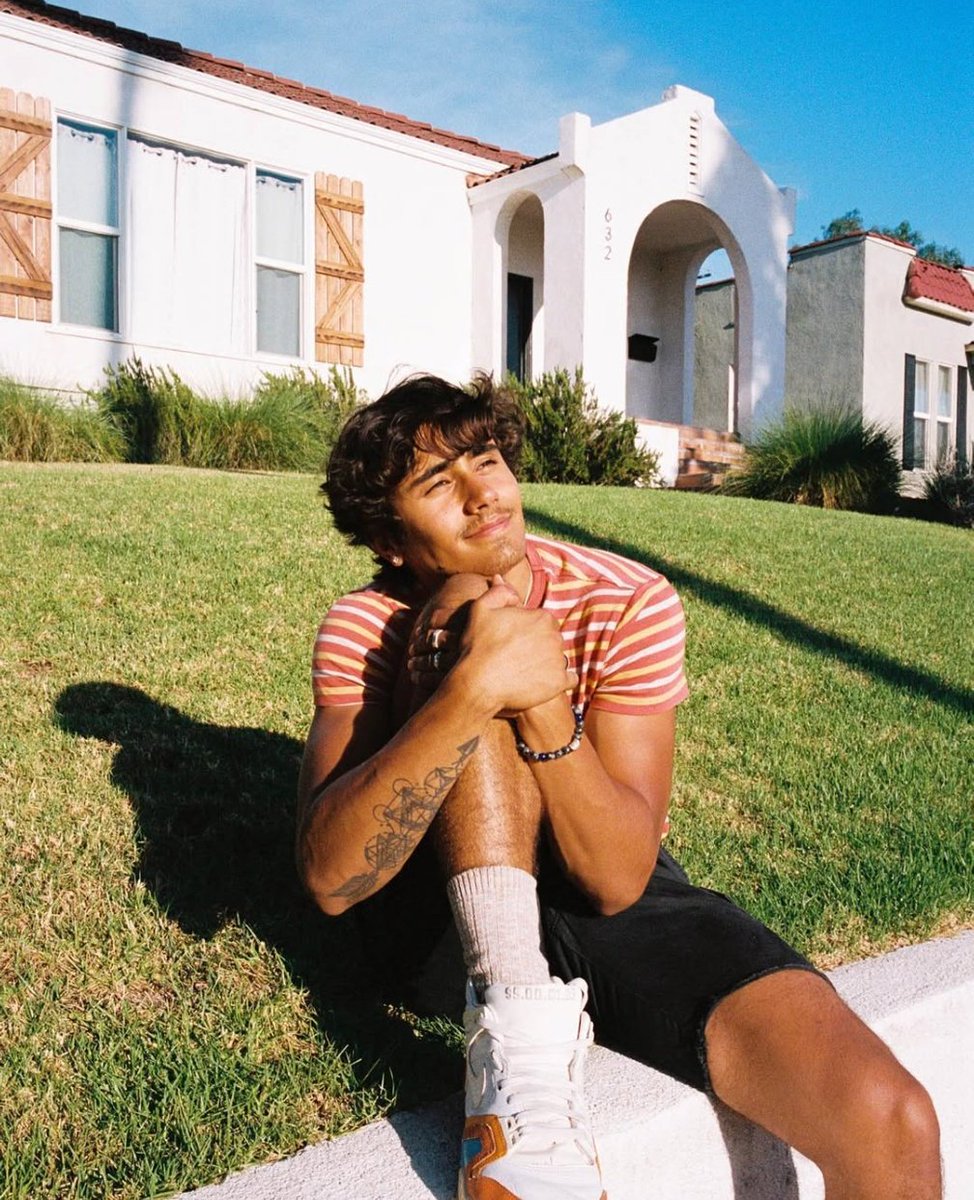 Sends this to <a href="/INTREPIDPRAELIA/">،̲،̲ ‍ ‍ 𝒕𝐡𝐞 ‍ ‍ 𝐧𝐞𝐱𝐭﹕﹟‍ 𝒌𝐚𝐫𝐚𝐭𝐞 ‍ ‍ 𝐤𝐢𝐝。</a> 

'thinking of you.❤️'