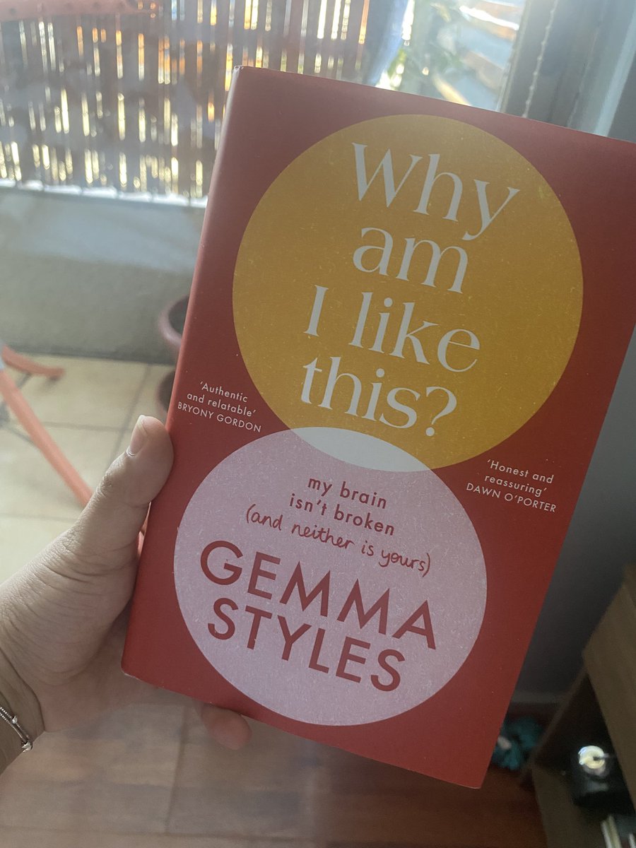xime_vass's tweet photo. @GemmaAnneStyles , I just finished reading your book and I love it 💕. I used to be a woman of science and I am glad to have learned about my brain again through your book, which is a mix of science, experiences from your life and humor https://t.co/CIAh8v0vdI