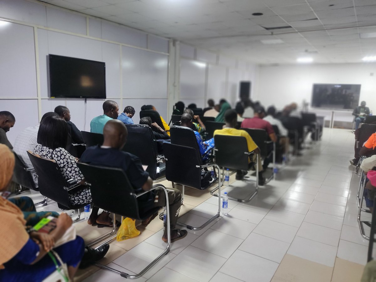 bashirfakorede's tweet photo. Currently attending the 3 Million Tech Talents (3MTT) Oyo Impact Summit—a transformative event showcasing innovation, collaboration, and tech-driven solutions for a better future. 🚀 

#TechForGood | #3MTTOyo | #3mttImpactSummit | #3mttHackathon

@3MTTNigeria | @bosuntijani https://t.co/9kKeohbCxF