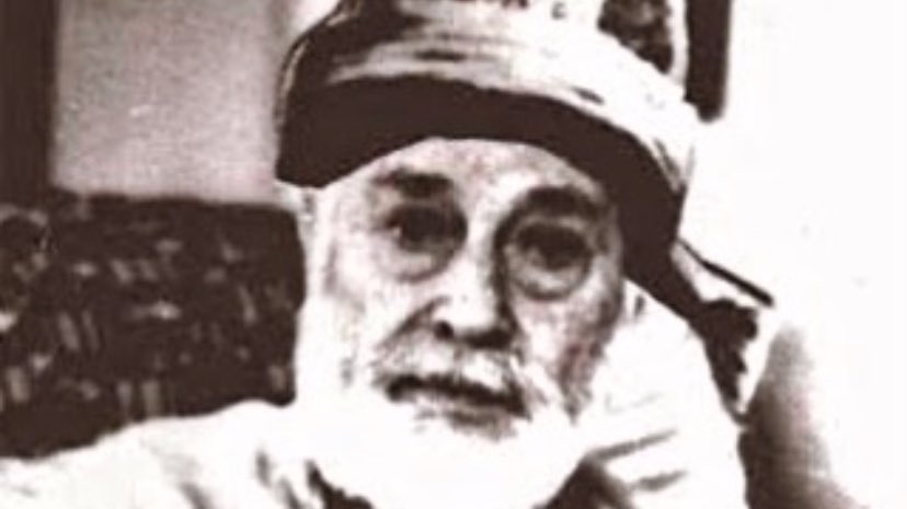 “Evlâdım! Dünya ve âhiret saadeti ancak Allah’ı zikirdedir. Allah’ın zikrini yapanlar dünya ve âhiret selâmet ve saadetine ererler.”

Mustafa Hayri Öğüt (k.s.)
#mesayihikiram #kelamıkibar