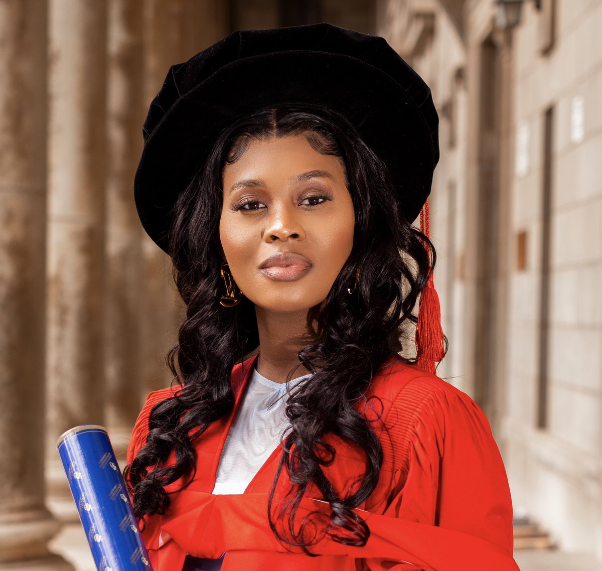 DrItumeleng's tweet photo. I was neither the smartest in the family nor the top student at school, I even failed Maths and chemistry at first year varsity, but I convinced myself that one day I will get a PhD. In July 2023 I obtained a PhD in Molecular Medicine. And ke sa tlo popa!#MakeEducationFashionable https://t.co/d6dwlTEc2Y