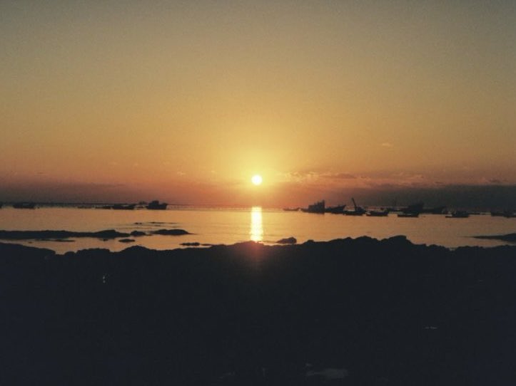 Nihthu's tweet photo. Saturday, November 30, 2024
A beautiful morning at the beach near Yanchang Seafood Market, Dalian, China.
.
#nikonem #nikonem35mm #yesstar200 #filmphotography #135mm #china #dalian #analogphotography #sunrise #beach https://t.co/qQa2ERSdUY