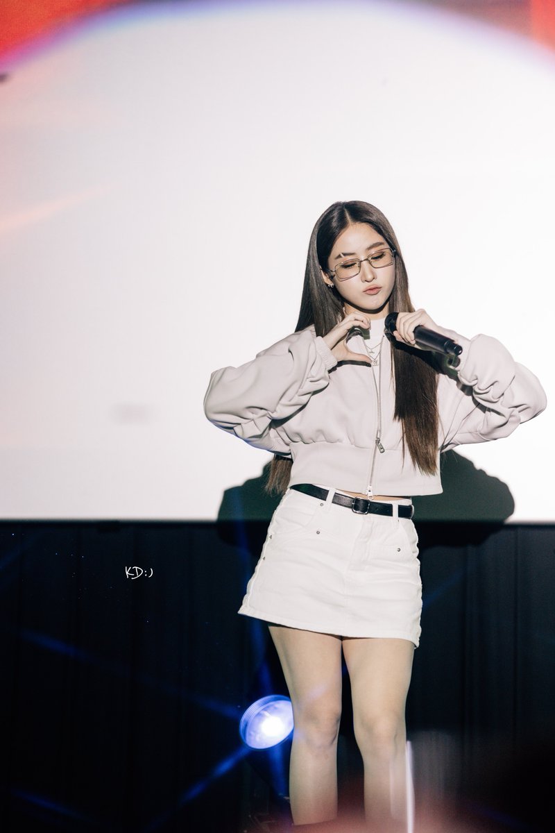 KonD___'s tweet photo. คนเก่ง~🎤🎶🐹🫧

FAYEYOKO FM CAMBODIA
#1STGLFAYEYOKOINPP 
#YokoApasra 
#FayeYoko https://t.co/KmHNtzVMfy