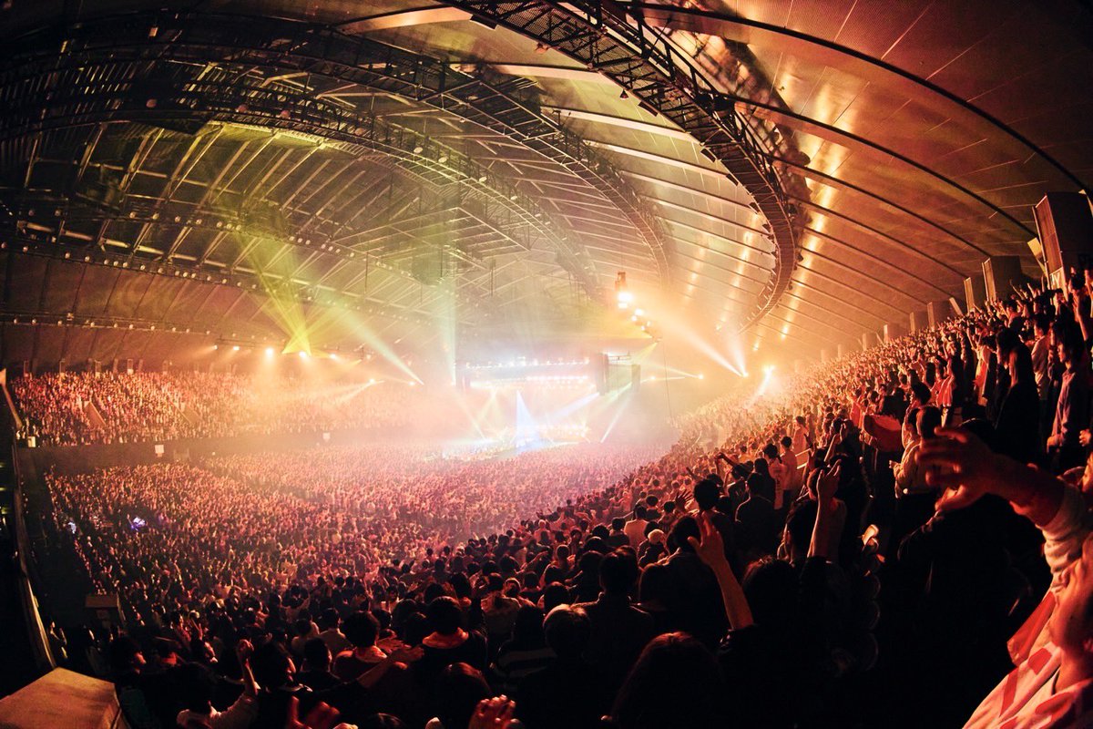 Vaundy_AWS's tweet photo. #Vaundy 🦱

Day1 12/07 sat.
one man live ARENA tour “FUSION”
at MIYAGI SEKISUI HEIM SUPER ARENA

THANK YOU!!!!

>> Next >>
Day2 12/08 sun.
at MIYAGI SEKISUI HEIM SUPER ARENA

Photo
日吉"JP"純平 ( @junpeihiyoshi )

-

📌Next Hall Tour
https://t.co/9B0x7lgYSq

#FUSION https://t.co/OYl3IXDGkb