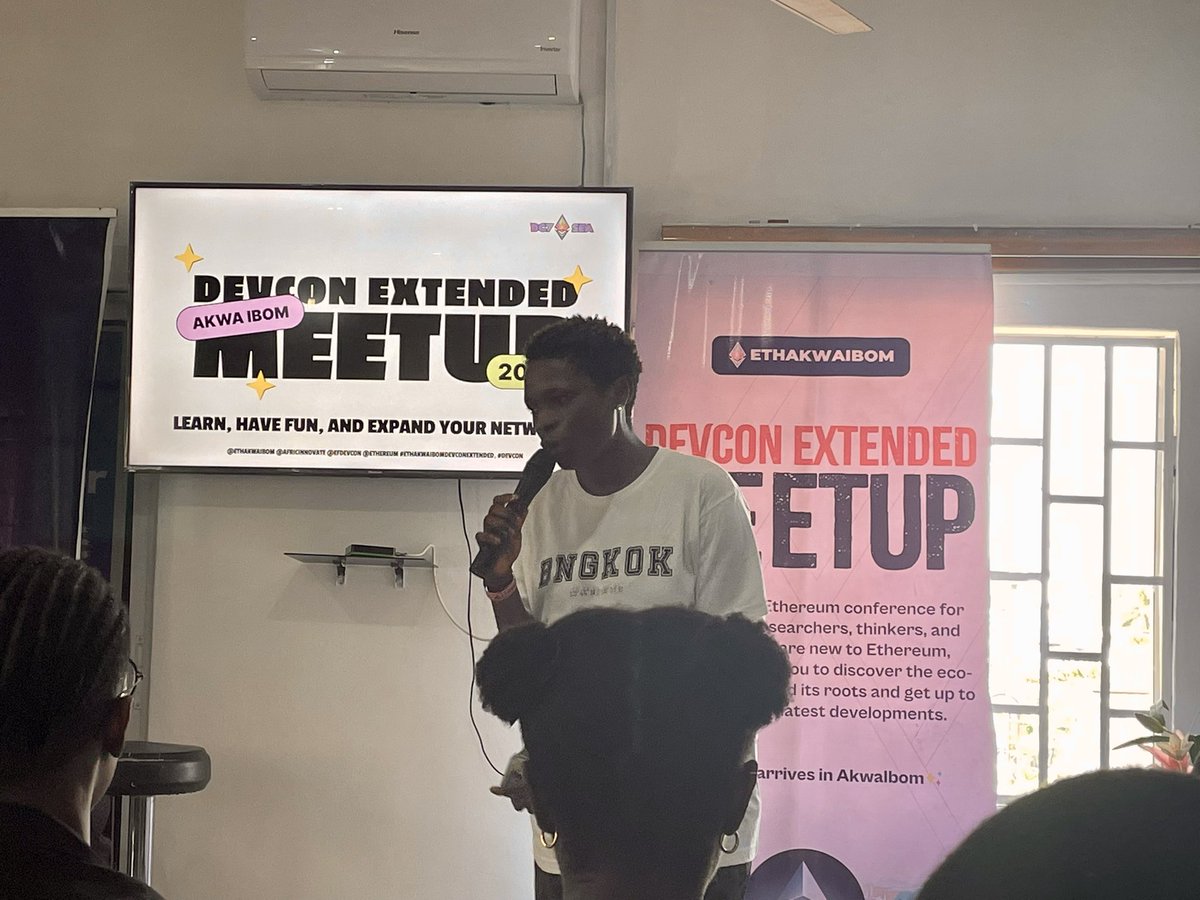 HenryDFoodie's tweet photo. First speaker, Agatevure Glory at DEVCON EXTENDED MEET UP 2024 @ AfricInnovate
#ethakwaibom #ethereum #devcon2024 #DevCon
#devconbangkok https://t.co/YTSQ1nO4vJ