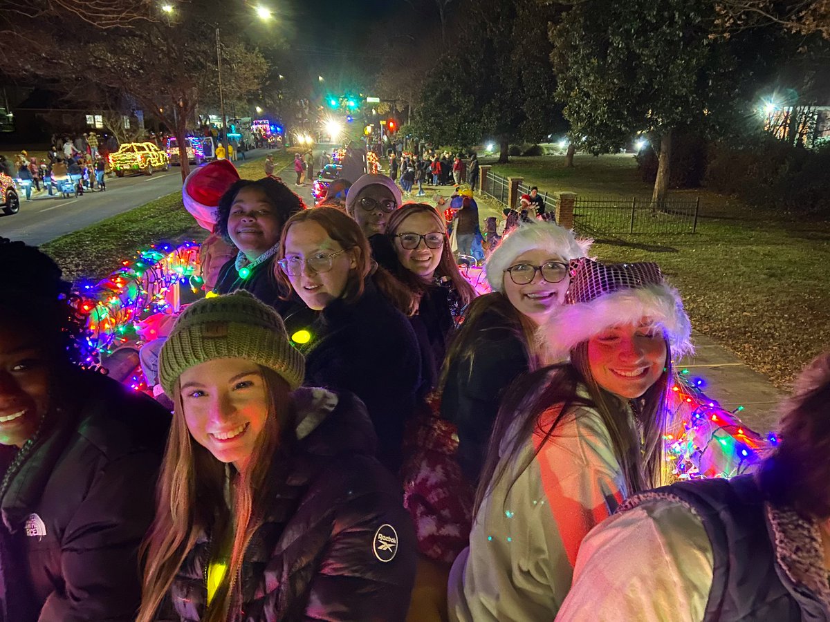 nremtp06's tweet photo. @atcrockhillsc well represented by students who withstood bitter cold @RockHillSC1995 Christmas Parade. @RockHillSchools https://t.co/MqvCiAFGJ2