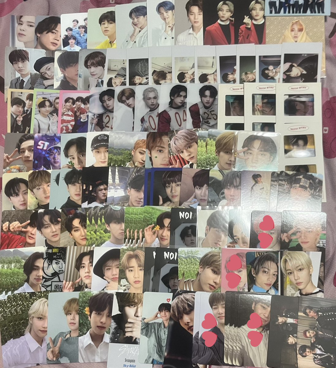 _ru004's tweet photo. @KI66XxxvHMx4Una リプありがとうございます.ᐟ.ᐟ
こちらの💕求めてます！
💖の5枚と交換可能でしょうか？
3枚目のような傷ありますm(_ _)m https://t.co/MiP7Pd1jxK