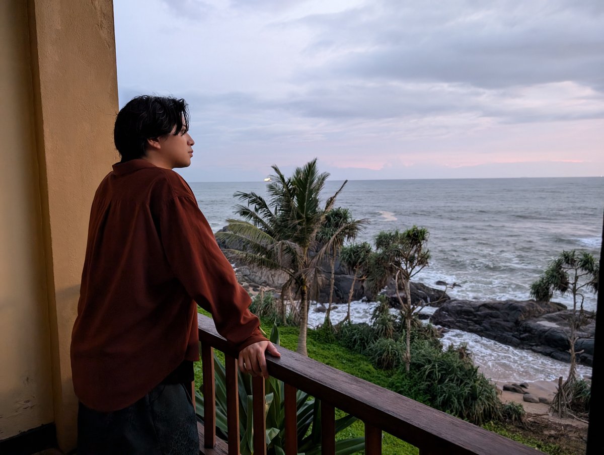 💫ただいま放送中💫 加藤シゲアキさんが自身の旅エッセイの連載で、 存