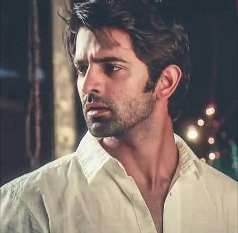 mercyaura190412's tweet photo. Erkeklere su bile verilmez ama isterseniz size çeşme bile yaptiririm 💞
#RüzgarAksoy #BarunSobti
#MichelleMorrone #MertRamazanDemir https://t.co/rD1Z2s3LKq