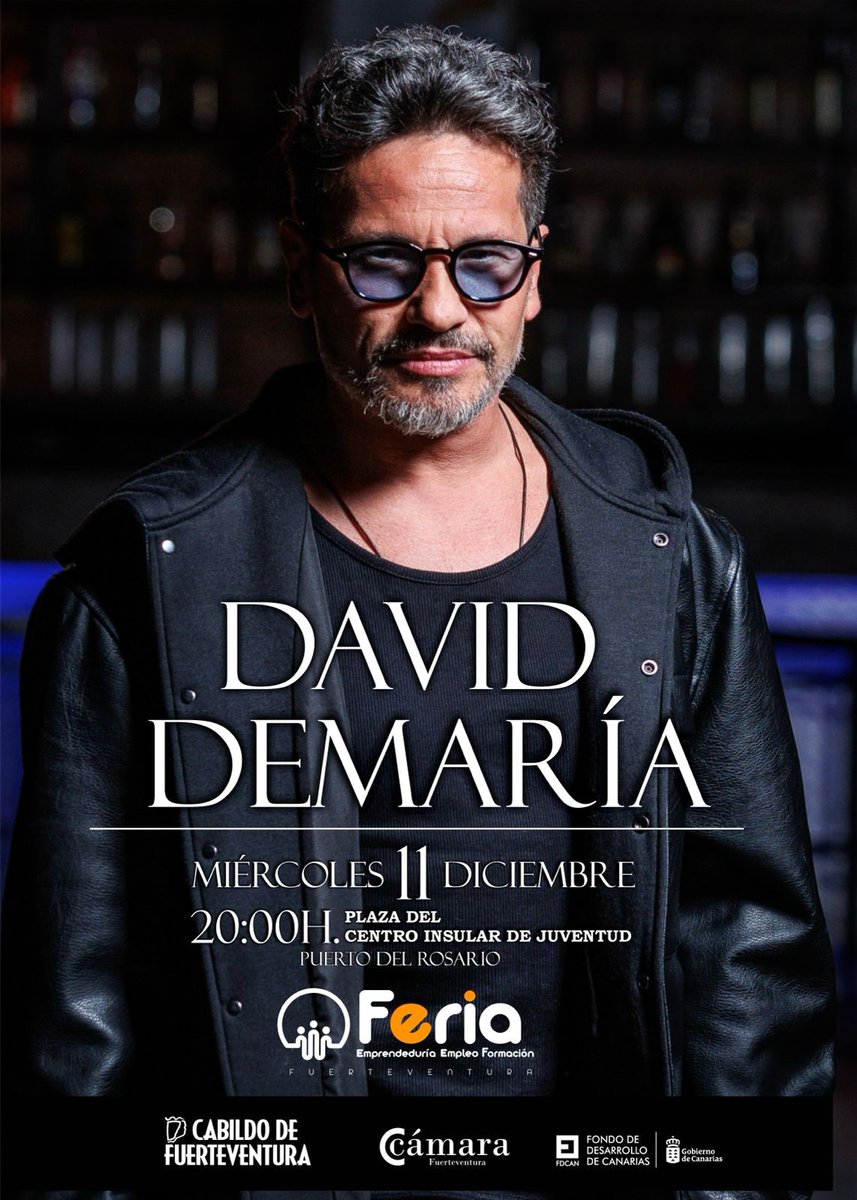 DavidDeMaria's tweet photo. #Fuerteventura #IslasCanarias
#daviddemaria
#Concierto #11Dic

😘🎄🎶 https://t.co/3PPn8kbryo