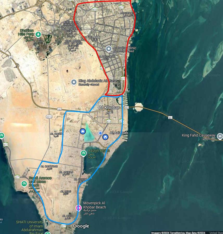 Eyaaaad's tweet photo. الخبر أصبحت الآن جزئين تقريباً
الخبر السابقة: محاطة باللون الأحمر على الخريطة.
الخبر الجديدة: محاطة باللون الأزرق على الخريطة.

وحسب ما أرى فهناك انتقال متتالي لسكان الخبر (السعوديين خاصة) من القديمة إلى الجديدة، وبما أن المنطقة الجديدة كبيرة ومفتوحة وقريبة من البحر وأسعار السكن فيها مناسبة للتملك أصبح عليها إقبال.

لذلك سكان الرياض اللي يزورون الخبر السابقة ما عاد يشوفون نفس الوضع قبل 10 و 20 سنة.