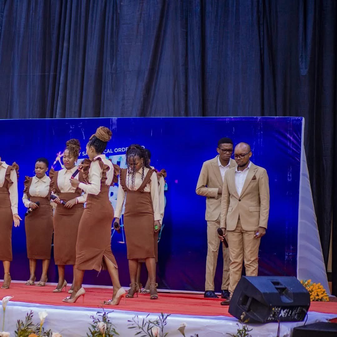 BTGMinistry's tweet photo. Tumeshaanza ibada yetu apa Ubungo plaza kama uko njiani jitahidi uwahi ,usikubali kukosa neema na baraka Mungu alizotuandaalia mahali hapa!!!

#endtimeawakanening https://t.co/uM71bMv2RP