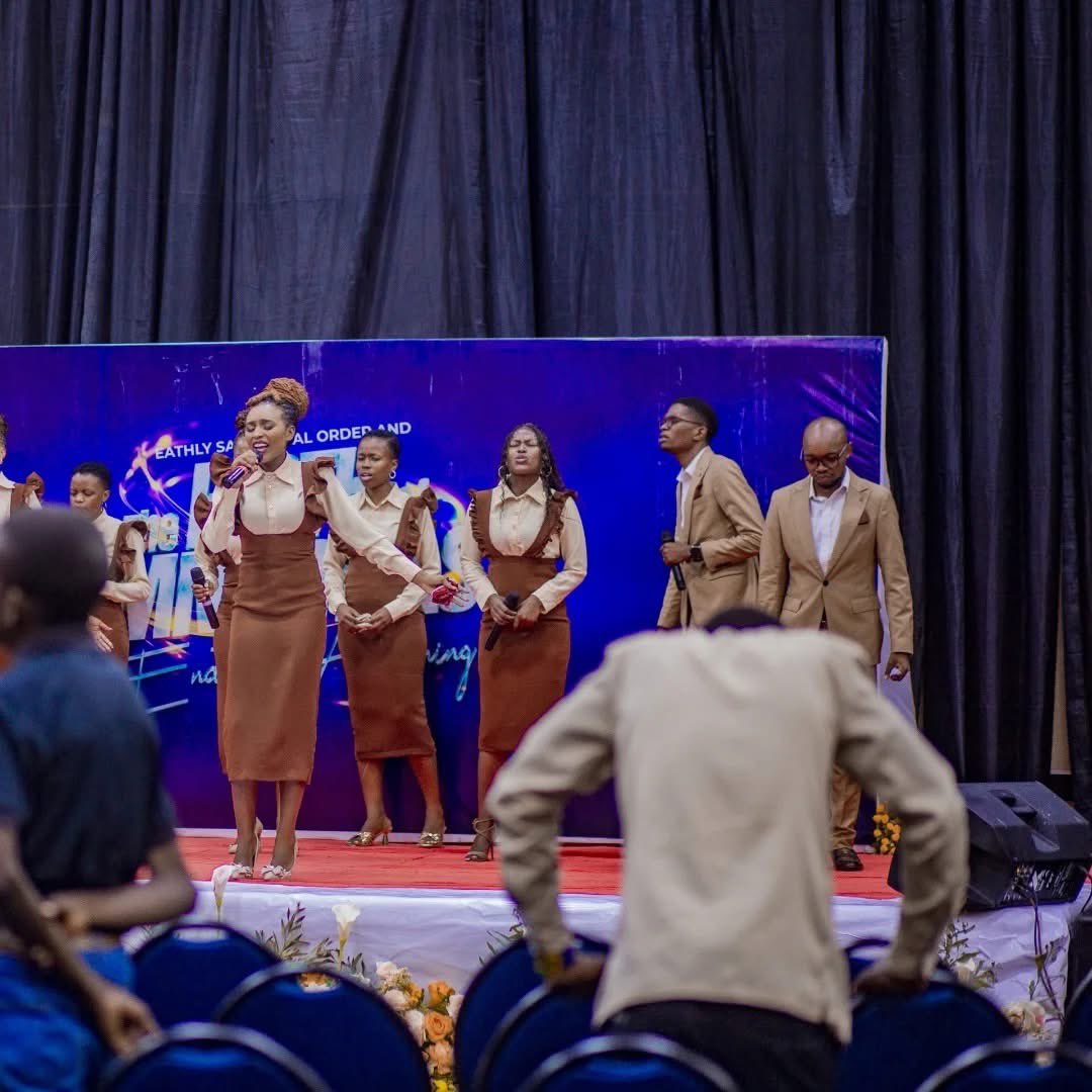 BTGMinistry's tweet photo. Tumeshaanza ibada yetu apa Ubungo plaza kama uko njiani jitahidi uwahi ,usikubali kukosa neema na baraka Mungu alizotuandaalia mahali hapa!!!

#endtimeawakanening https://t.co/uM71bMv2RP