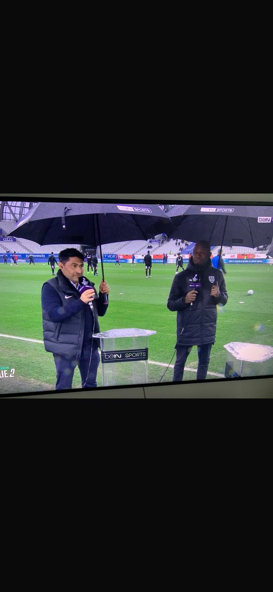 Florent Houzot (@florenthouzot) on Twitter photo Merci aux entraîneurs de <a href="/Ligue2BKT/">Ligue 2 BKT</a> qui viennent toujours en avant-match sur le plateau de <a href="/beinsports_FR/">beIN SPORTS</a> autour de <a href="/RobertMalm/">Robert Malm</a> <a href="/ClementGrezes/">Clément Grèzes</a> <a href="/Vanessalemoigne/">vanessa Le Moigne 🇫🇷🇩🇿</a> même sous la ☔️ 👏 <a href="/GF38_Officiel/">Grenoble Foot 38</a> vs <a href="/AmiensSC/">Amiens SC</a> ko 14h Merci aux entraîneurs de <a href="/Ligue2BKT/">Ligue 2 BKT</a> qui viennent toujours en avant-match sur le plateau de <a href="/beinsports_FR/">beIN SPORTS</a> autour de <a href="/RobertMalm/">Robert Malm</a> <a href="/ClementGrezes/">Clément Grèzes</a> <a href="/Vanessalemoigne/">vanessa Le Moigne 🇫🇷🇩🇿</a> même sous la ☔️ 👏 <a href="/GF38_Officiel/">Grenoble Foot 38</a> vs <a href="/AmiensSC/">Amiens SC</a> ko 14h