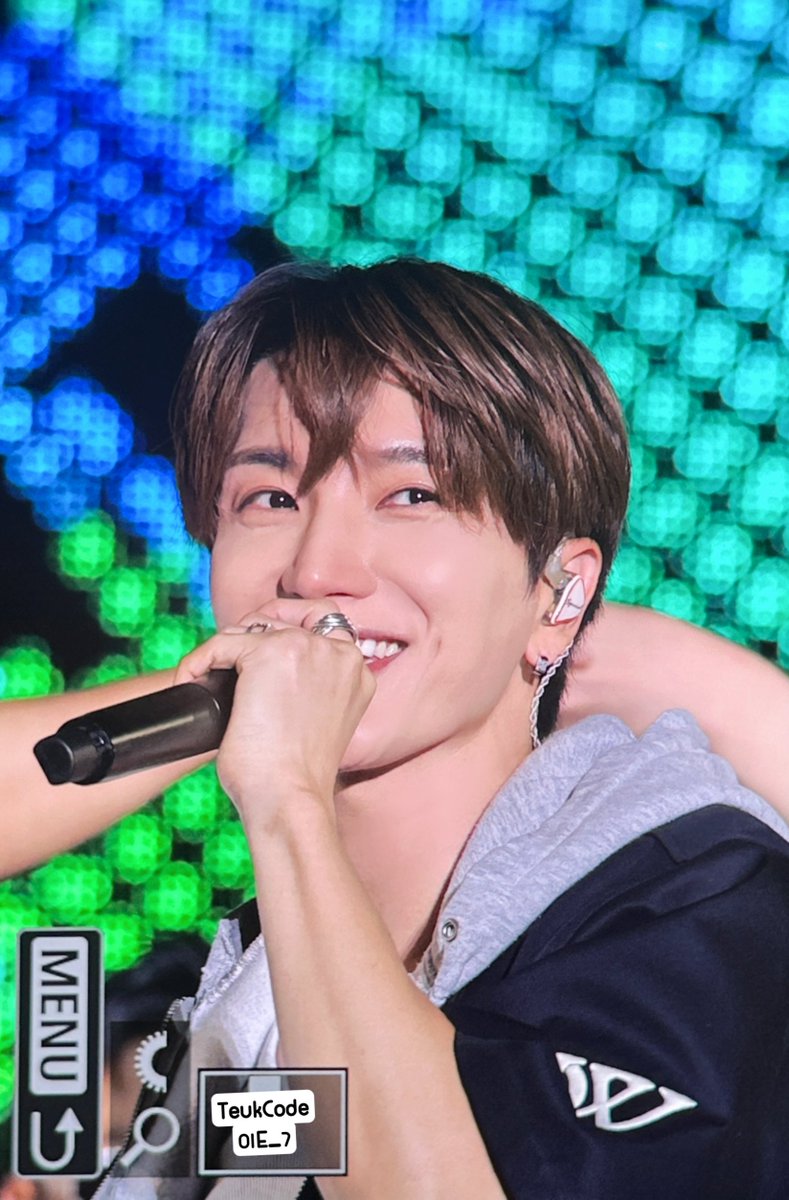 오빠, 당신만큼 눈부신 사람은 없습니다✨✨

<a href="/special1004/">Lee Teuk</a> 
#이특 #leeteuk #superjunior #슈퍼주니어 #イトゥク #利特 #朴正洙 #UTOFEST_in_Okinawa #UTO #superjunior_lss #lss