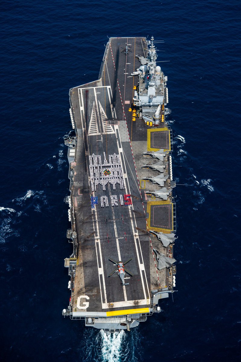 Sophie Pedder (@peddersophie) on Twitter photo Tribute from the 🇫🇷 navy to Notre Dame on the day it reopens, from the Charles de Gaulle aircraft carrier
<a href="/CEMM_FR/">Chef d'état-major de la Marine</a> Tribute from the 🇫🇷 navy to Notre Dame on the day it reopens, from the Charles de Gaulle aircraft carrier
<a href="/CEMM_FR/">Chef d'état-major de la Marine</a>