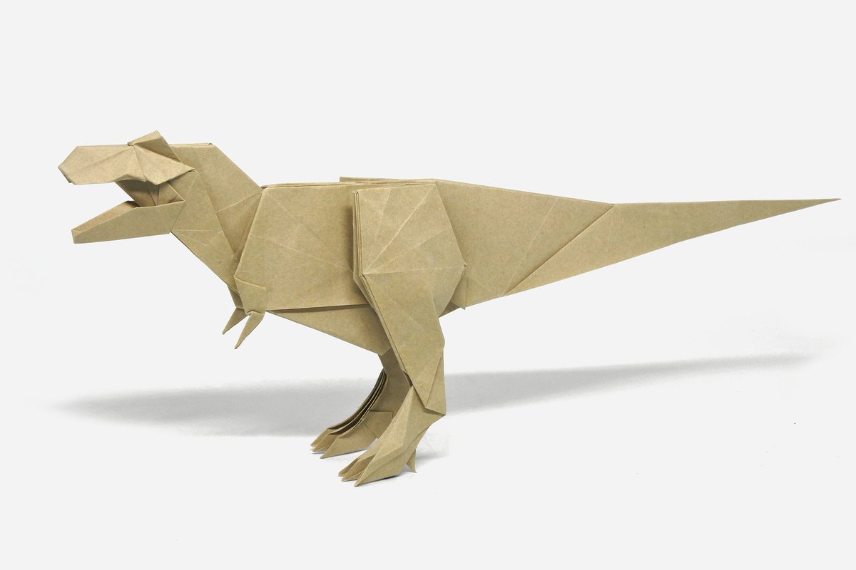 暴龙重制版
修改了背部和尾部的形状