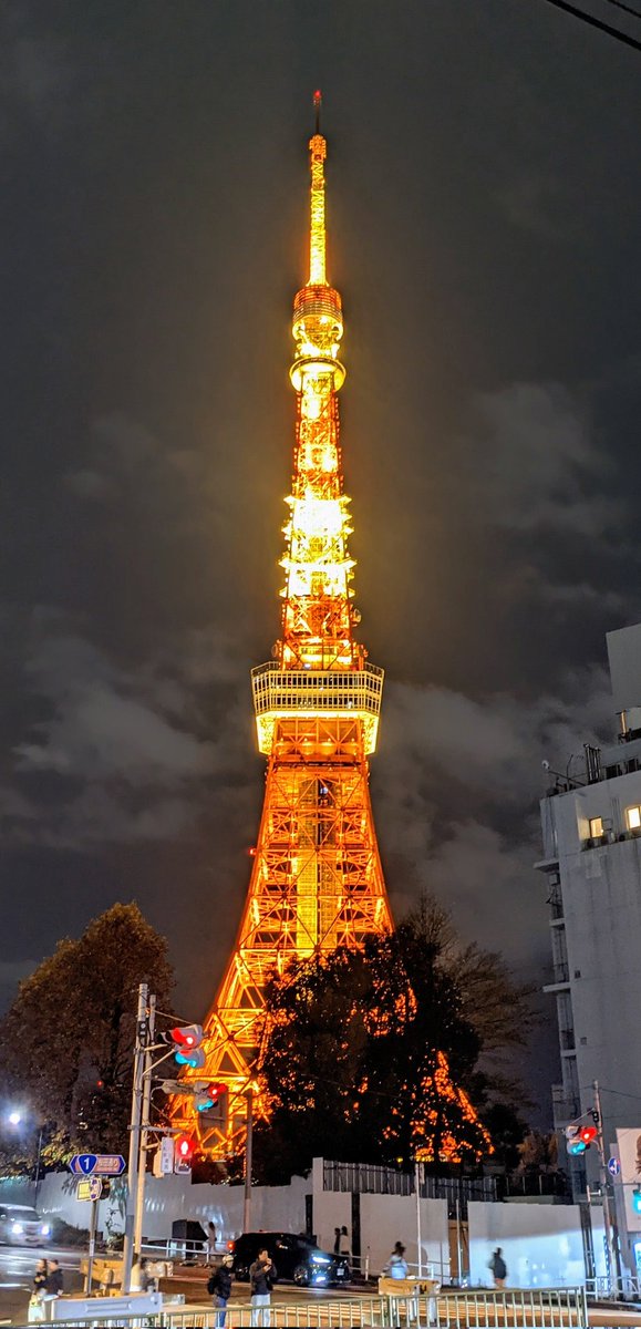 SayuriChappy's tweet photo. クリスマス・ツリーの日、東京タワーは燃えていました！ https://t.co/zKwBTONG6L