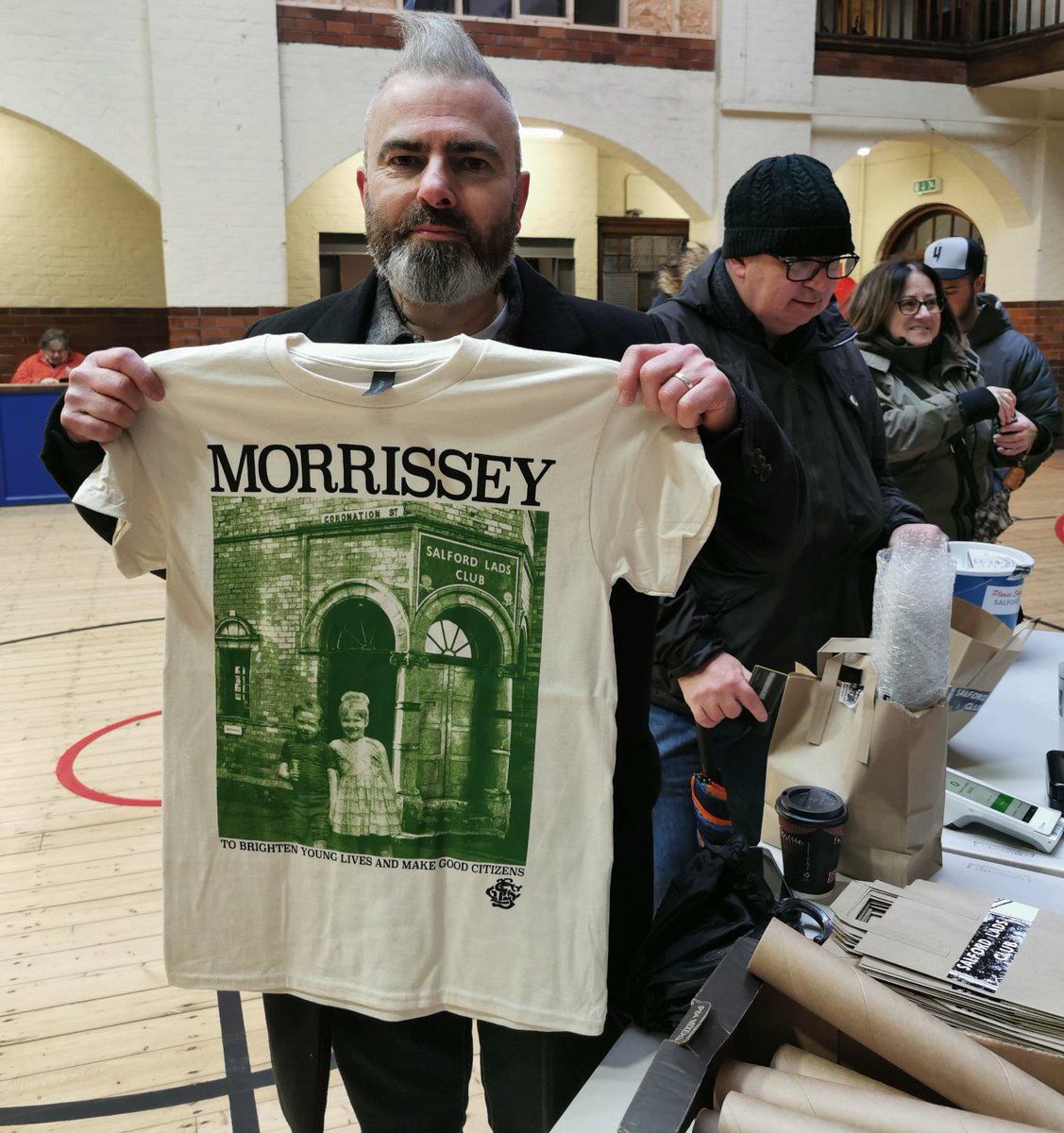 salfordladsclub's tweet photo. Congratulations &amp; Well Done to Our Friend @GeorgeBray First in The Queue &amp; First One to Buy! Oh My!
George gets to own a piece of history &amp; Also support Our Clubs Fundraising. Thanks George 💚
#SalfordLadsClub #Morrissey https://t.co/Cd9V3BoVY3