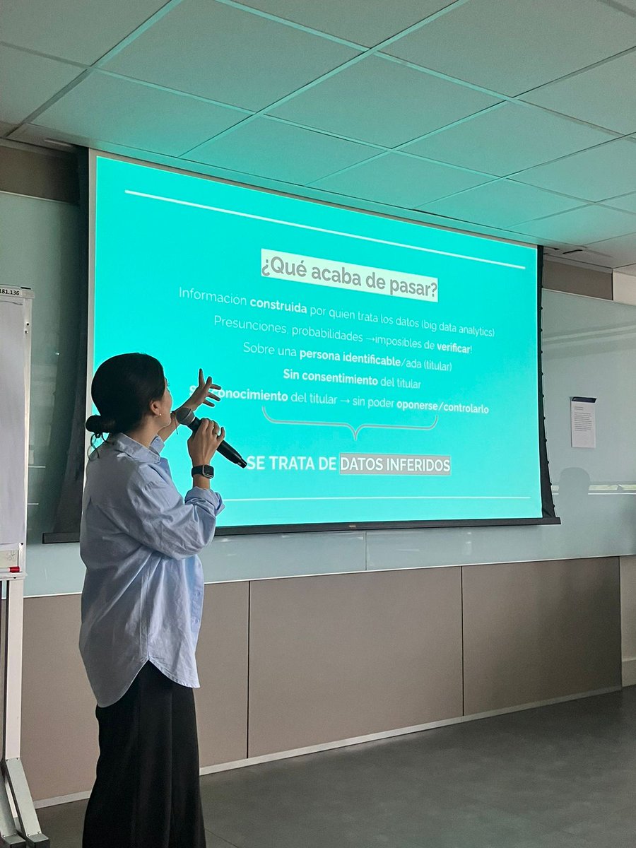 FViaLibre's tweet photo. 🗣️El jueves 5/12, @margatrovato expuso sobre IA y datos personales en la sesión de charlas relámpago “Derechos digitales y democracia” dentro del encuentro #AmericaAbierta realizado en Brasil.
#AmericaAberta 🇧🇷 https://t.co/31Da4U0fvc