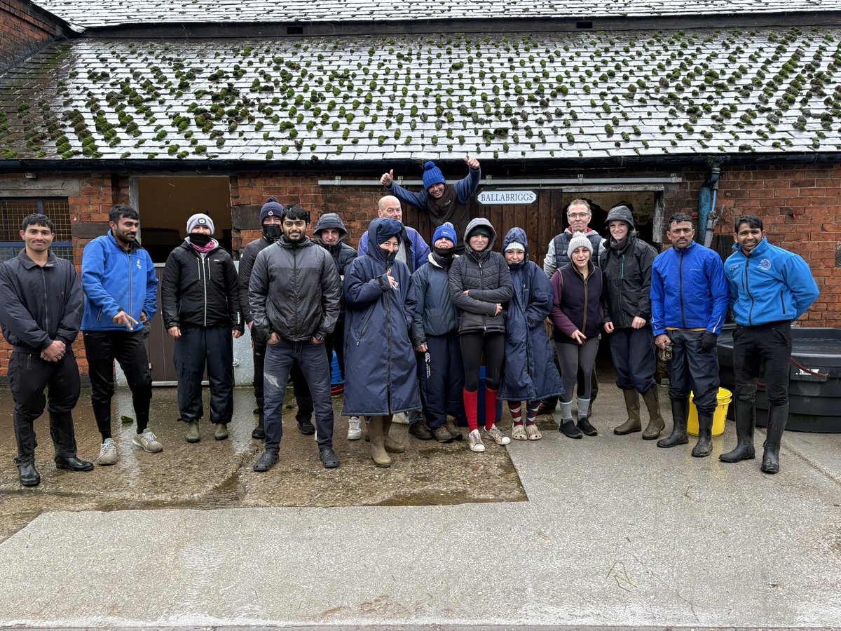 donaldmccain's tweet image. A huge well done to the most amazing team today who got every single horse exercised today in the most horrendous conditions- a little bit soggy to say the least! #stormdarragh #topteam 🤩☔️