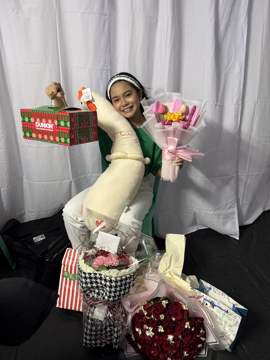 kolettemadelo's tweet photo. Awwww thankyou so much mga mahal ko❤️ https://t.co/cEVGV8HMQF