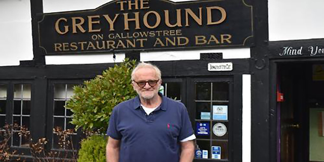 Chef Antony Worrall Thompson has said he is “gobsmacked” that his old pub-restaurant has closed permanently just 14 months after stepping away from the business.

Read more...

henleystandard.co.uk/news/home/1938…