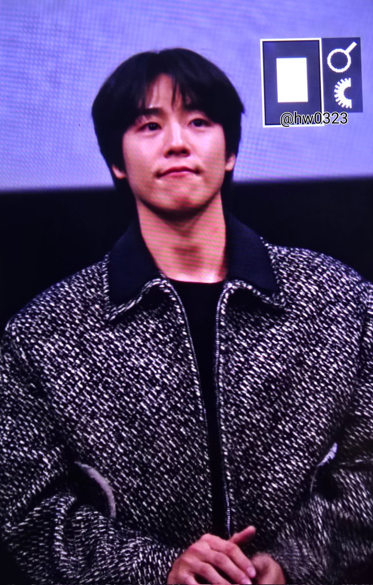hw0323's tweet photo. 241207 #원정빌라

산타할아버지 원정빌라 대박나게 해주세요

#이현우 #LeeHyunwoo https://t.co/KX7TbnyROr