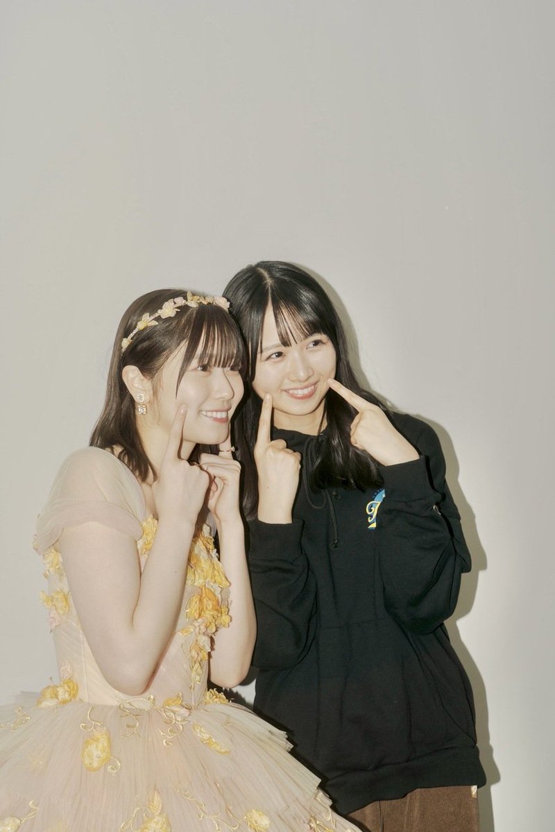 aoichan46's tweet photo. One choiceからアムアイの期間は本当に特別な期間だったな。
セレモニーも近くで見れて嬉しかった🧡
卒業おめでとう✨
#みくふぉと https://t.co/v3Mohr1WFz