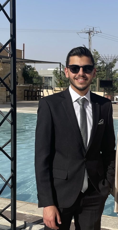 hamzehn_'s tweet photo. The best and the worst year https://t.co/qb5PsCDtr3