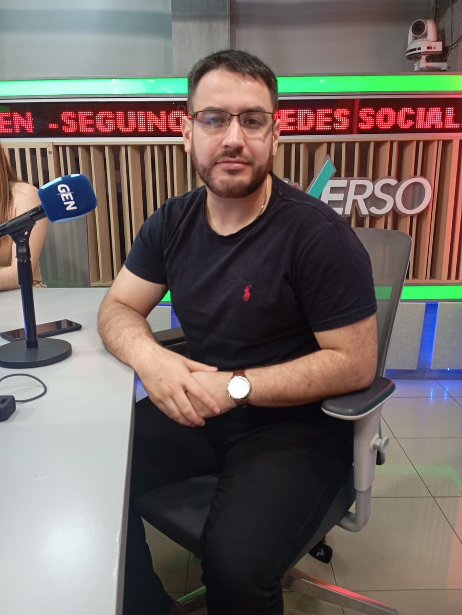 Universo970py's tweet image. #EnEstudios | Hoy nos acompañan en 🤩 &quot;El Crédito no es un monstruo, es tu mejor aliado&quot;: Luis Reyes, gerente Comercial de Bicsa; Mario Balbuena, director de Relaciones Interinstitucional y Gubernamentales de la Municipalidad de Asunción; y Gabriel Chamorro, gerente de Tecnología…