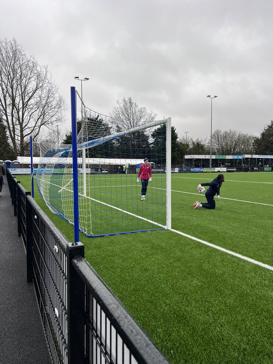 ProElite442's tweet photo. Good luck Charlie Brown, our Southend Utd U19 shot stopper, named on the bench today for the first team 💪⚽ 
Great work Chaz! 👏 https://t.co/PopYks2ymm