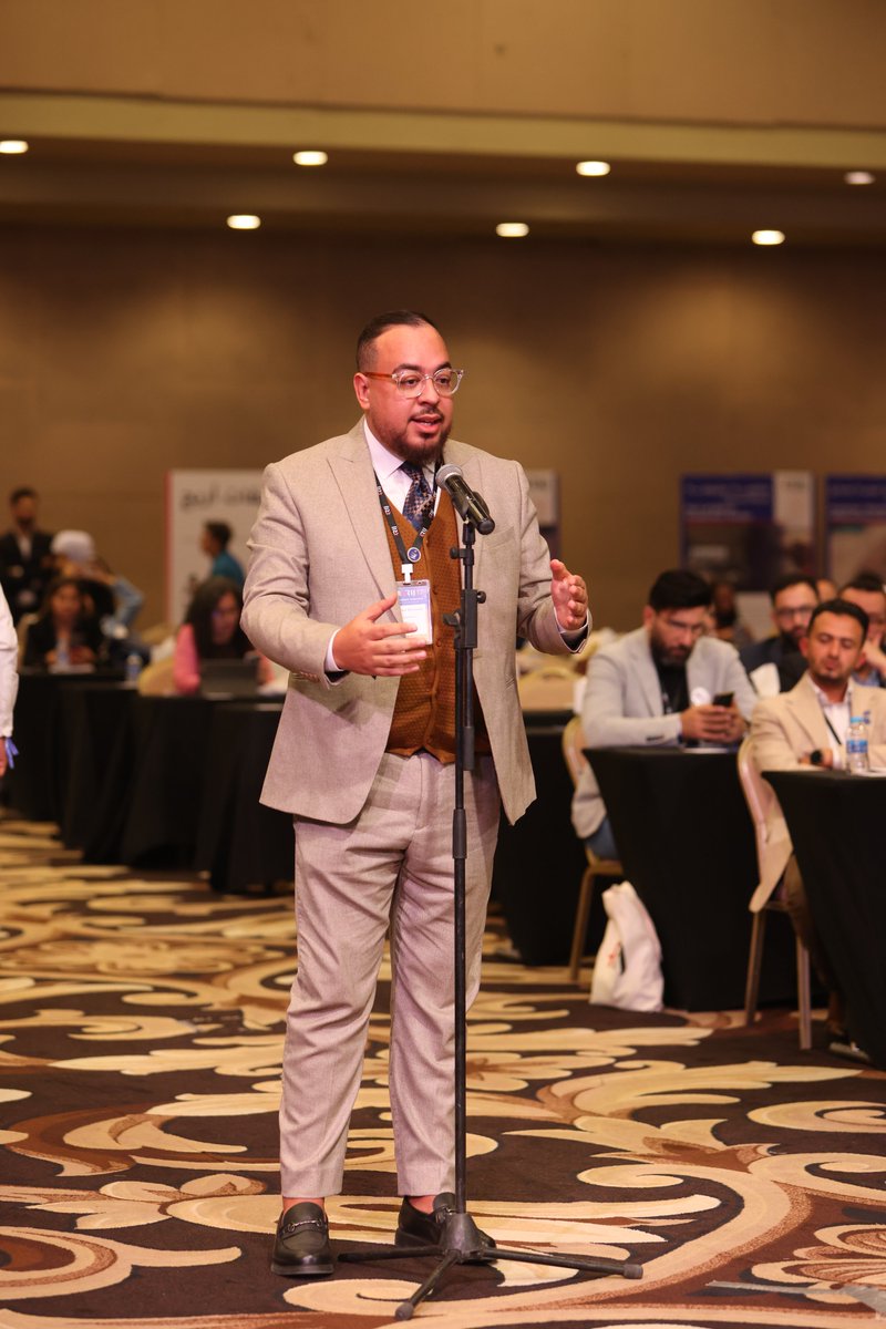 ❞انطلقت منصة تحقق في ظل وباء معلوماتي رافق الوباء الصحي كوفيد-19، وتحولت من فكرة وليدة إلى فريق عمل يرغب في صنع أثر مرتبط بتدقيق المعلومات. بعد سنتين من العمل وصلنا طريقاً مسدوداً فتحته تجربتنا مع مشروع لنحلّق معاً من #AFCN❝

غسان بن الشيهب، رائد أعمال وناشط اجتماعي